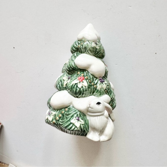 Fitz & Floyd Florentine Holiday 2003 Salt Pepper Shakers (Santa & Rabbit) in box - Picture 4 of 12